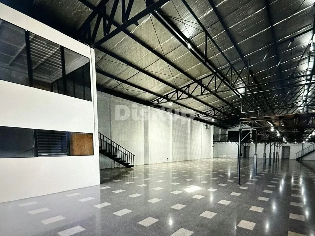 Large warehouse for rent in La Uruca — photo 5