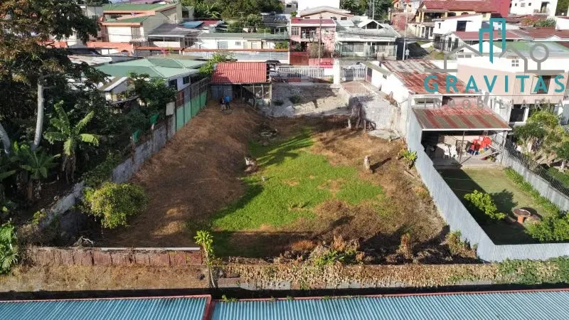 Lote en Sabanilla | 962 m2 | Para de desarrollo | Uso Mixto | F 342