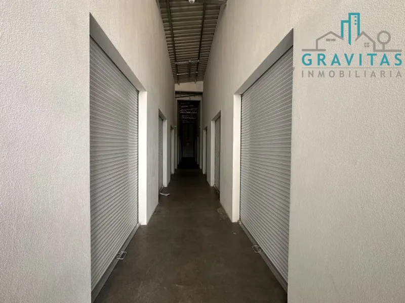 New storage units for rent, ranging from 5 m² to 200 m², located in San Pedro. These units are part of a new development with a strategic location. — photo 3