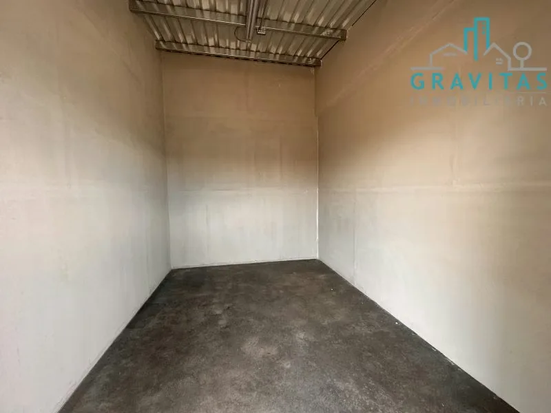 New storage units for rent, ranging from 5 m² to 200 m², located in San Pedro. These units are part of a new development with a strategic location. — photo 4