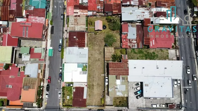 Venta de lote en Curridabat centro | IDEAL PARA DESARROLLO | 1929 m2 | F 239