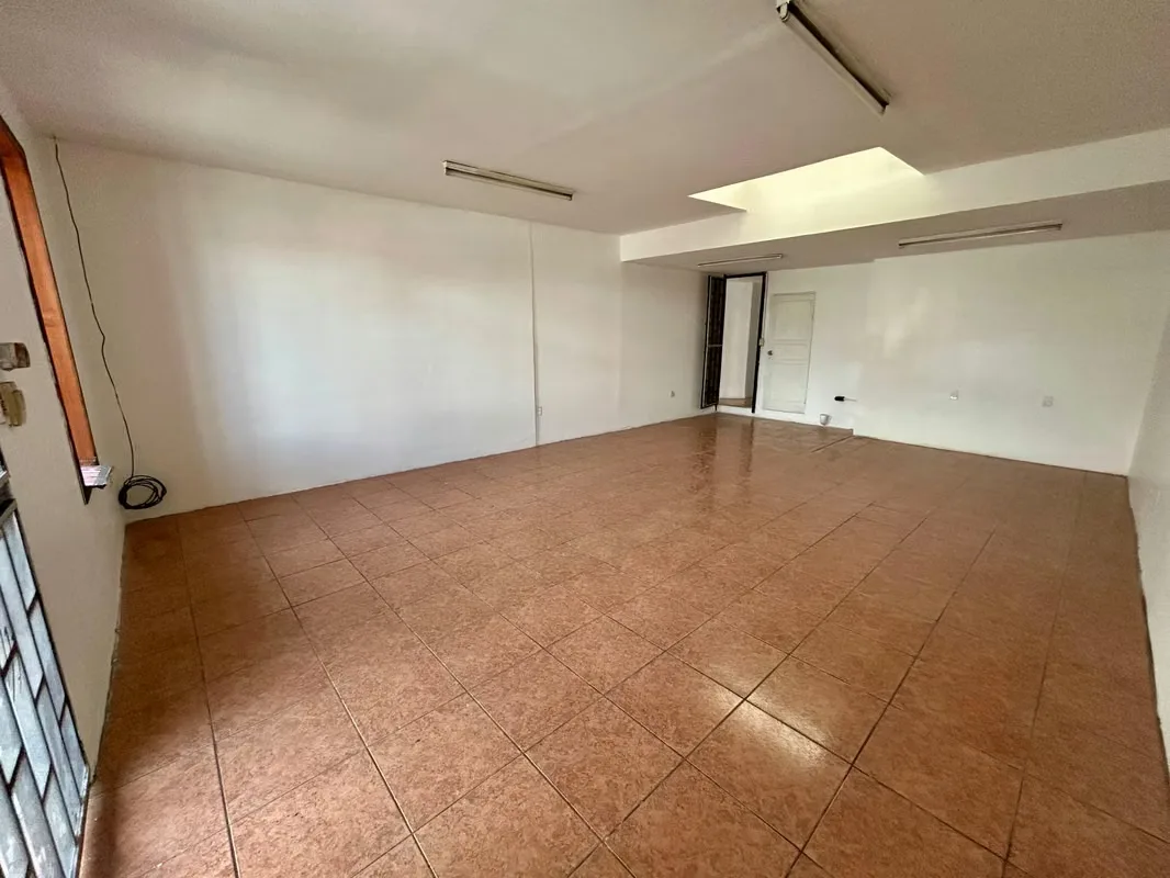 Commercial Spaces for Rent in Central San Joaquín de Flores, Heredia — photo 4