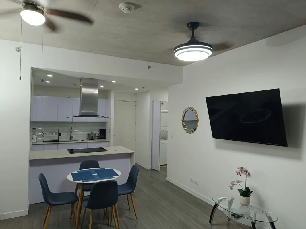 Apartamento amoblado en alquiler en Escazú Village, Escazú, San José — photo 4