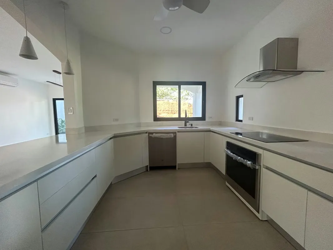 Venta Exclusiva casa Playa Potrero Garden Oasis Residence