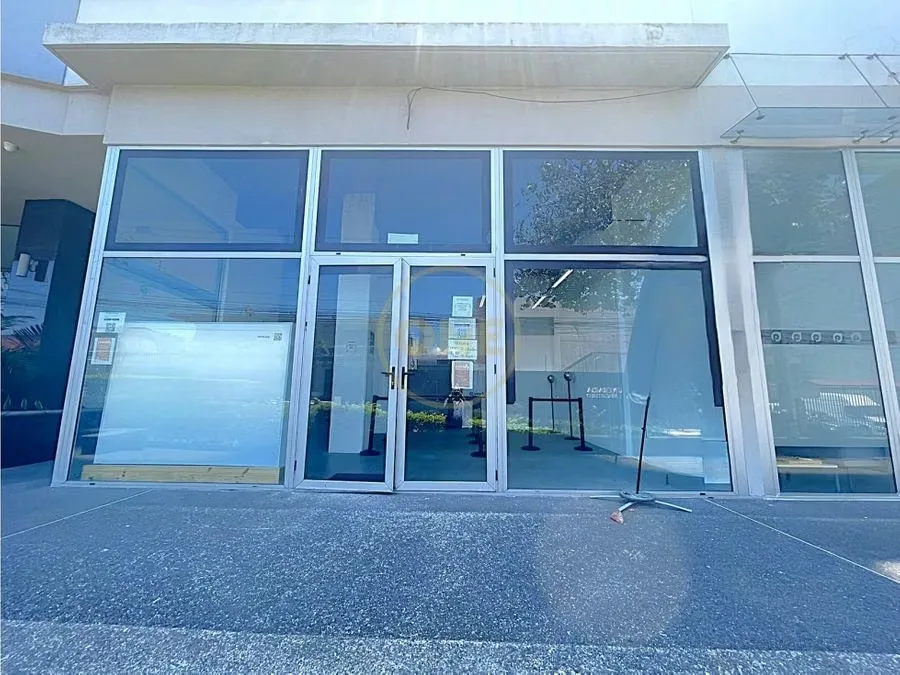 This 104 m² commercial space in Centro Colón is ideal for companies looking to grow and ...