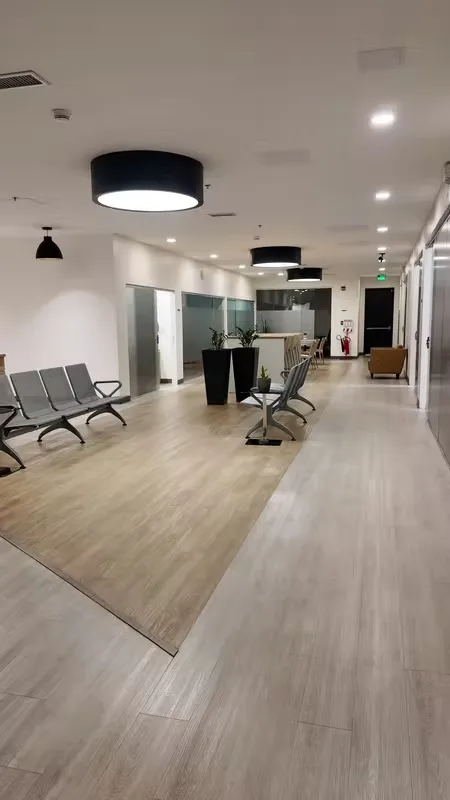 Local comercial de 600 m² en primer nivel ubicado en el exclusivo sector de Lindora, una de las zonas de mayor crecimiento y plusvalía del oeste de la capital. — photo 4