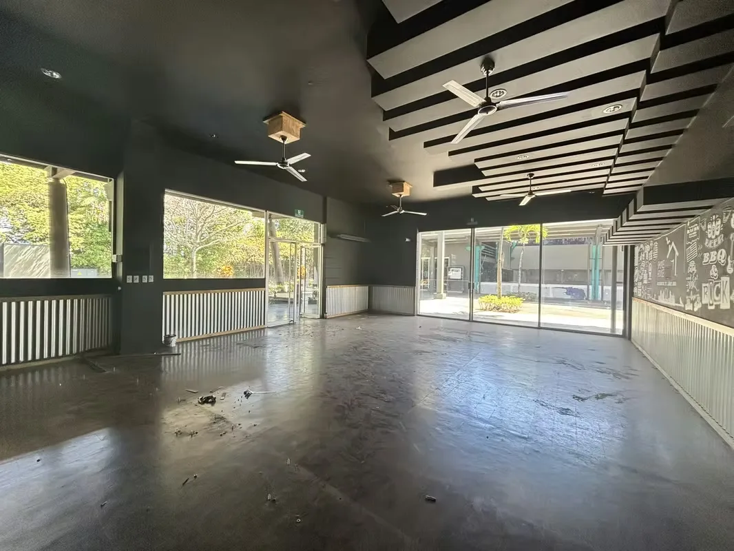 Local comercial de 70 m² en Lindora, Santa Ana, ubicado en una de las zonas de mayor crecimiento y alto poder adquisitivo del oeste de la ciudad.