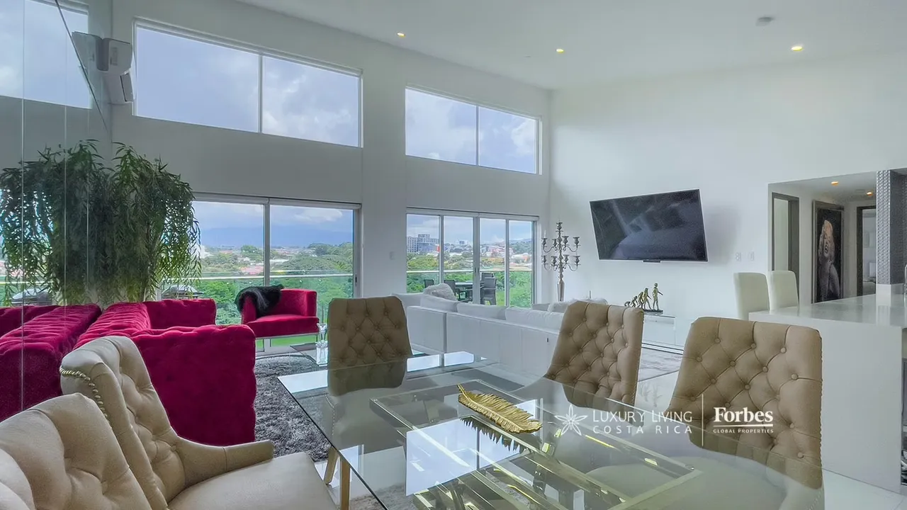 This elegant penthouse for sale in Rohrmoser presents a modern and luminous residence distinguished by its double-height ceilings, expansive ...