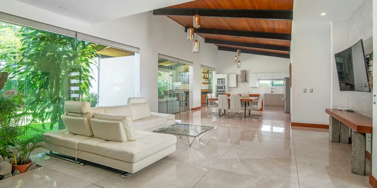 Condominio 3 habs en Alajuela - Hacienda Espinal - con piscina y club