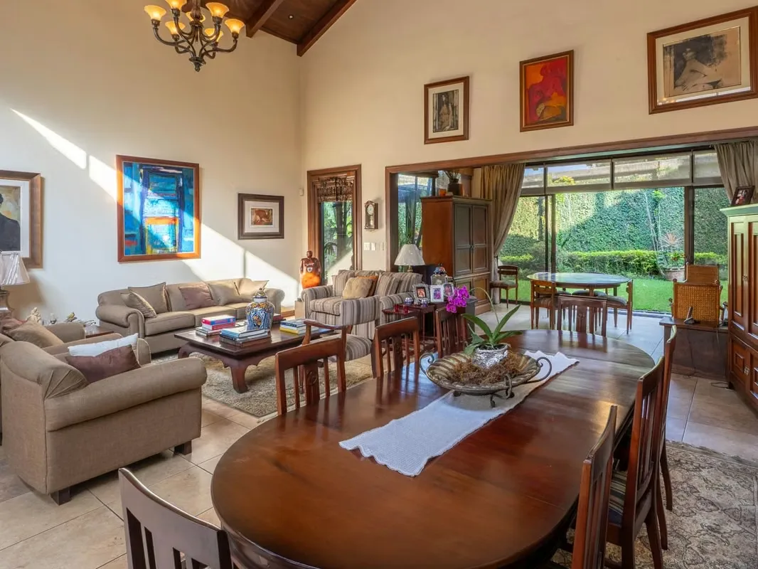 SINGLE-STORY HOUSE FOR SALE IN CERRO ALTO — photo 3