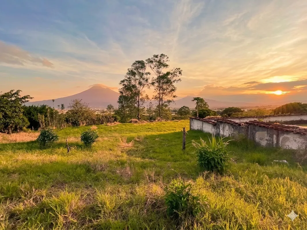 Imagine waking up above the clouds with a breathtaking panoramic view of Heredia, San José, and Alajuela.
