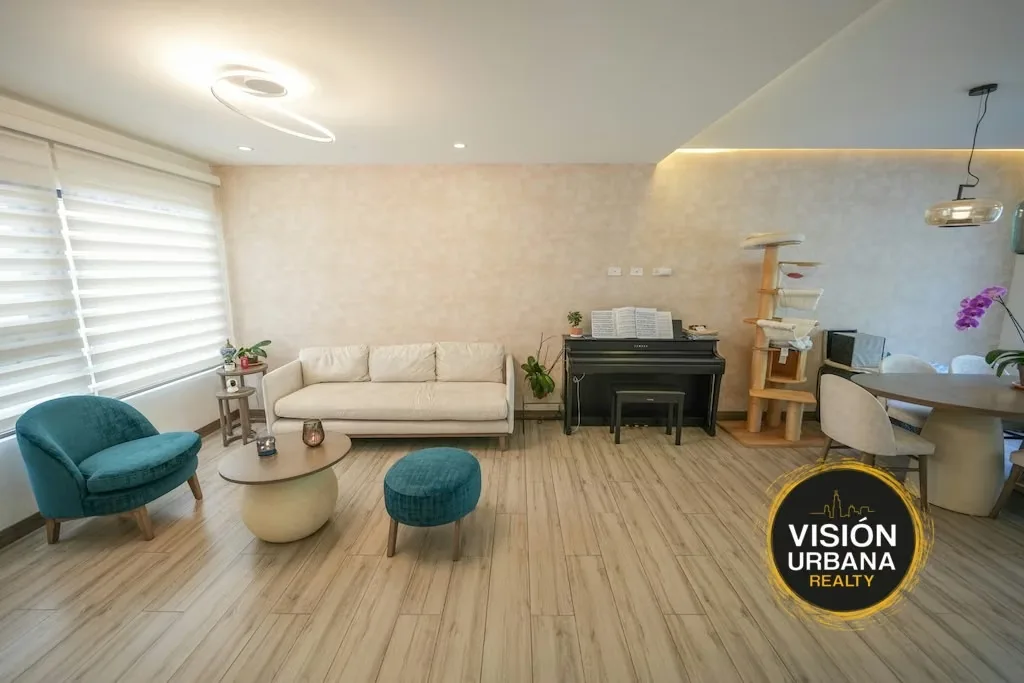 3-bedroom house + maid's quarters in the San Antonio Urbano Condominium. This two-story home is distributed as follows: — photo 4