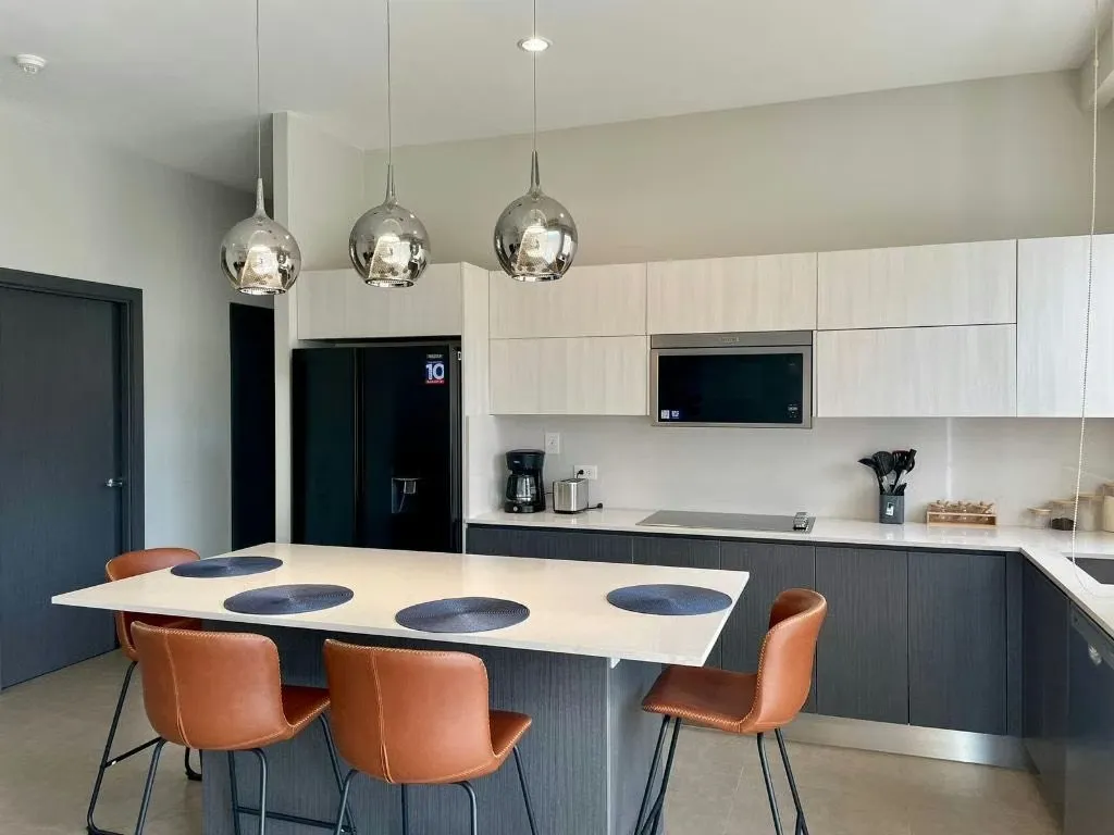 Alquiler de apartamento en condominio ubicado en Brasil de Mora. Condominio Acanto.