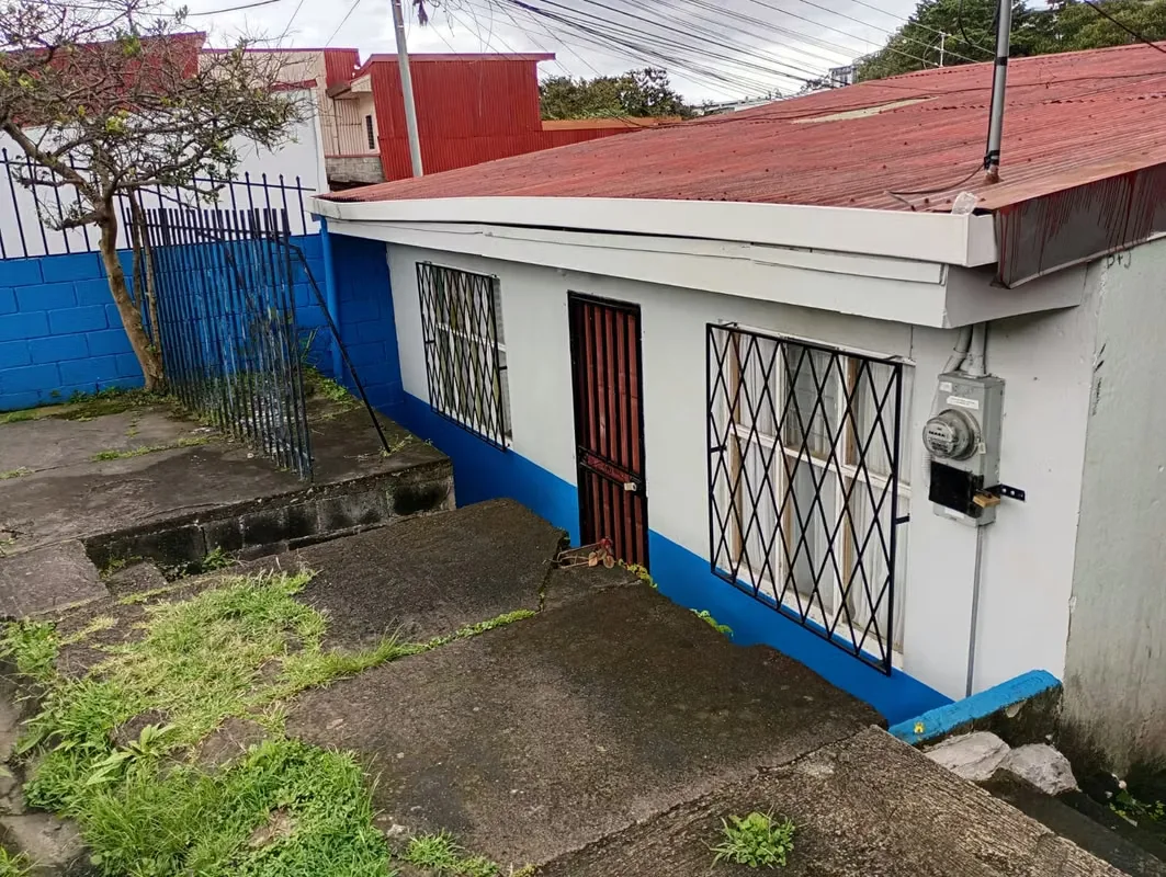Property is sold with 13 apartments. — photo 3