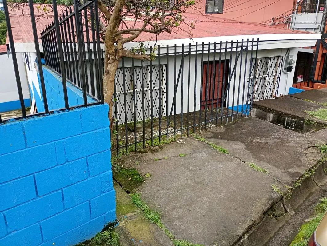 Property is sold with 13 apartments. — photo 5