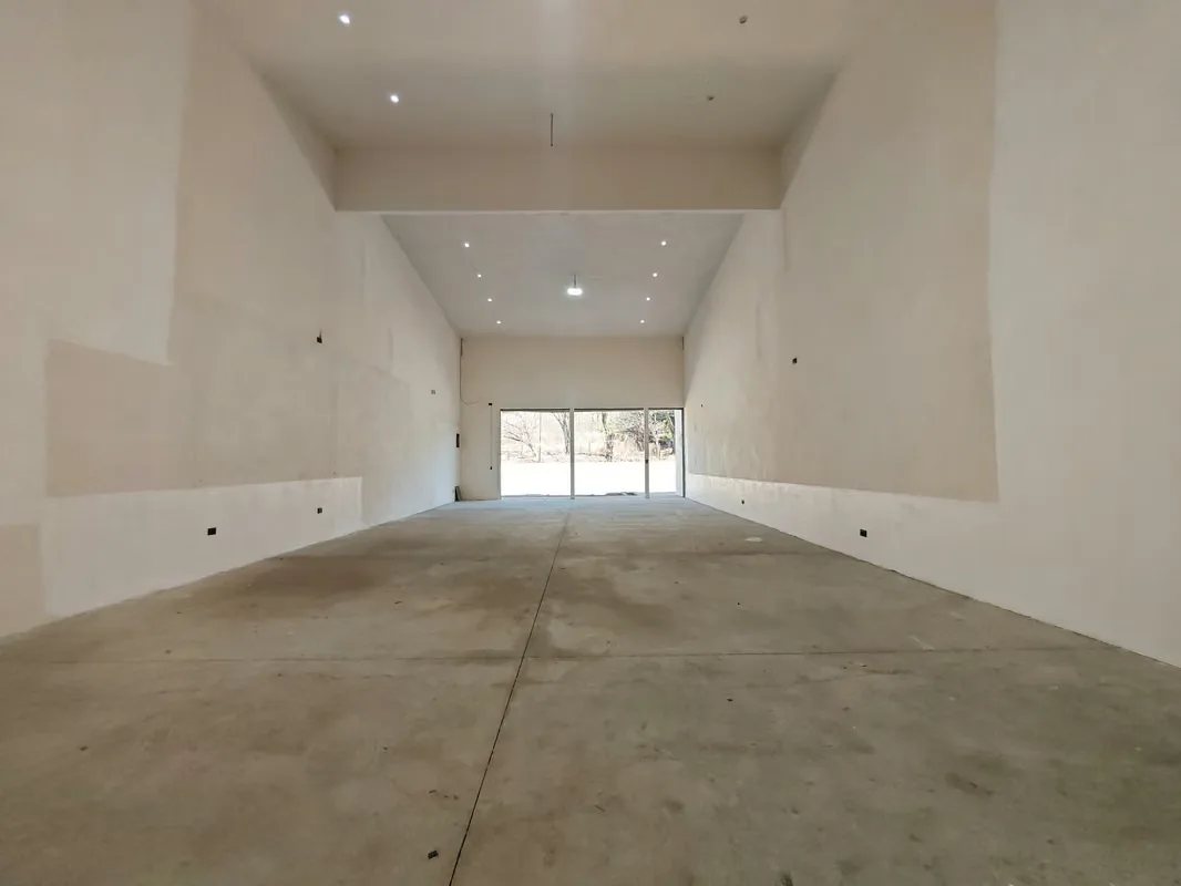 Commercial space for rent in Tamarindo, Guanacaste (FB) — photo 5