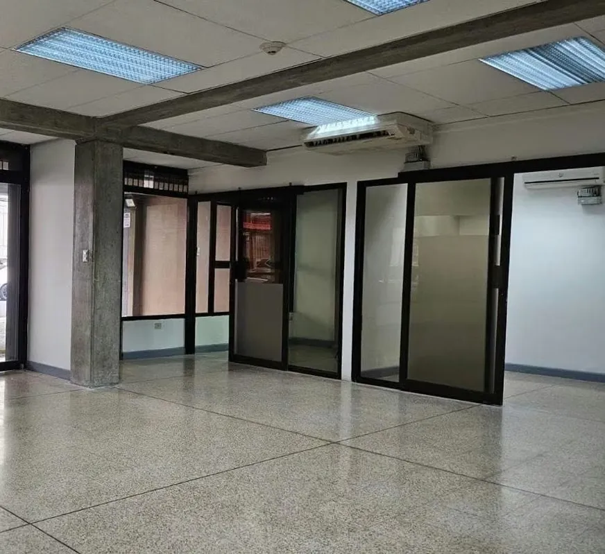 Sabana Commercial Space for Rent –110 m² Ground Floor $1100+ VAT