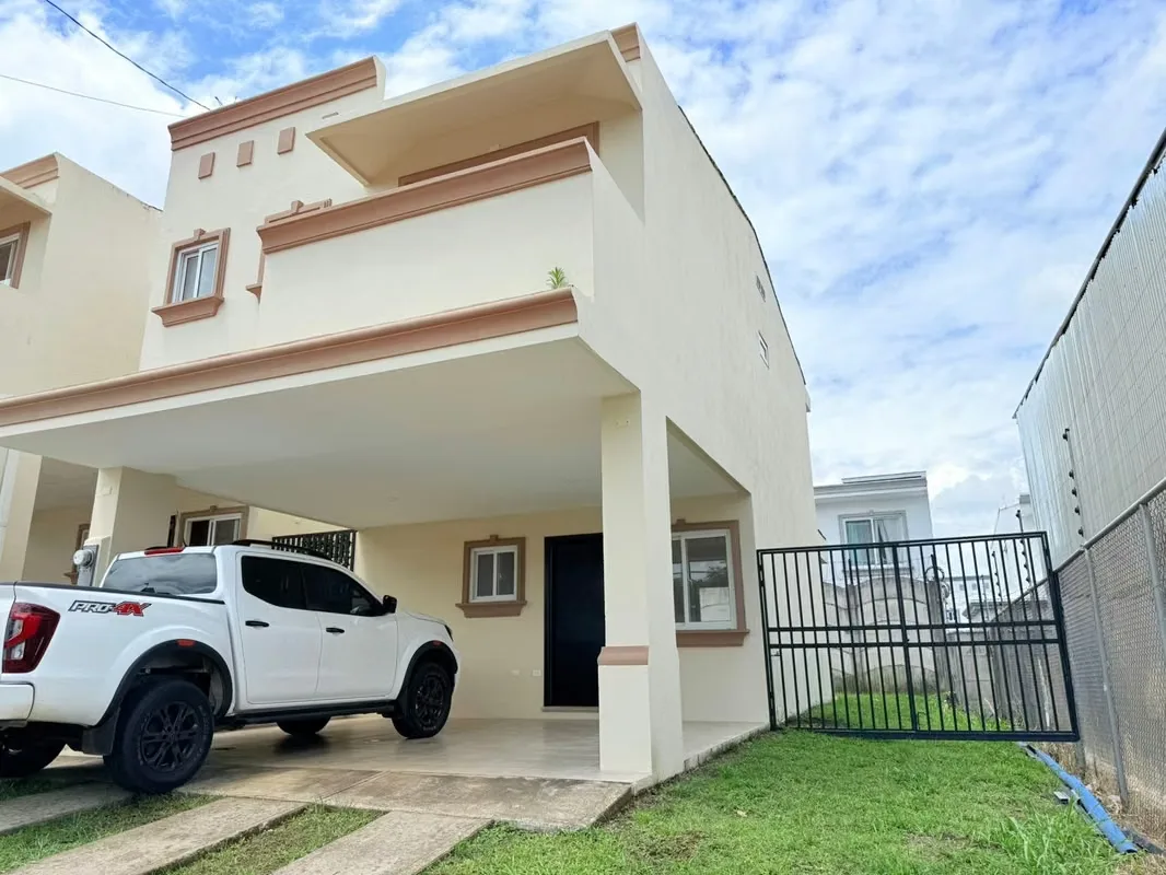 Casa en alquiler en Condominio Trapiche V