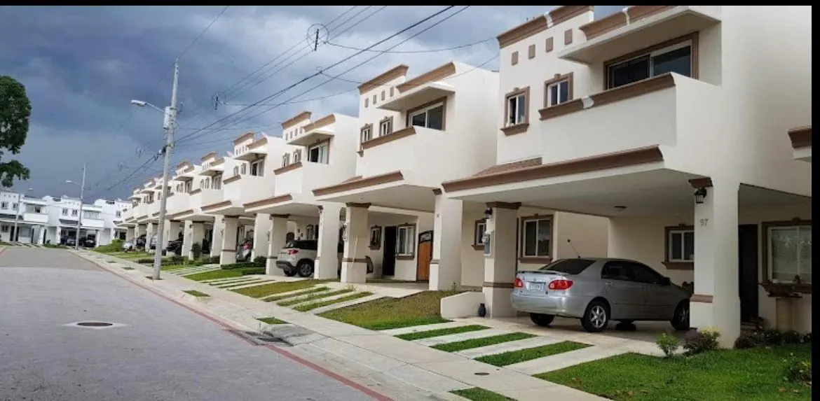 Casa en alquiler en Condominio Trapiche V — photo 3
