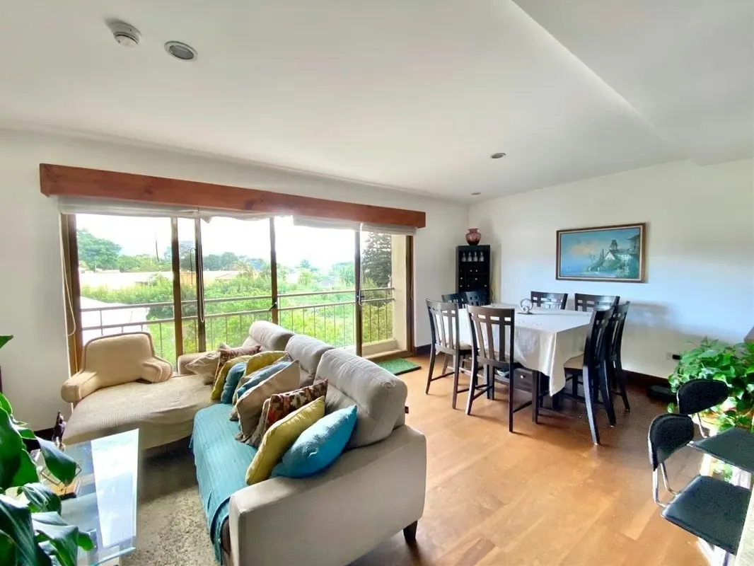 Apartamento  en venta Lomas de Ayarco-Inquilino Incluido