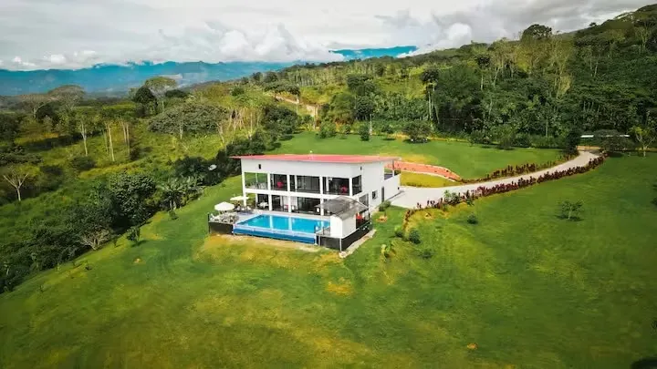 Vacation Home Property for Sale in Pérez Zeledón