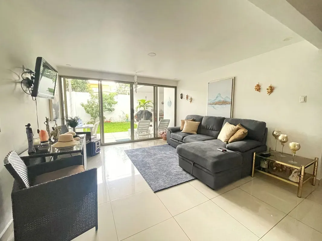 Casa en alquiler para vivienda/oficina en Nunciatura! P383