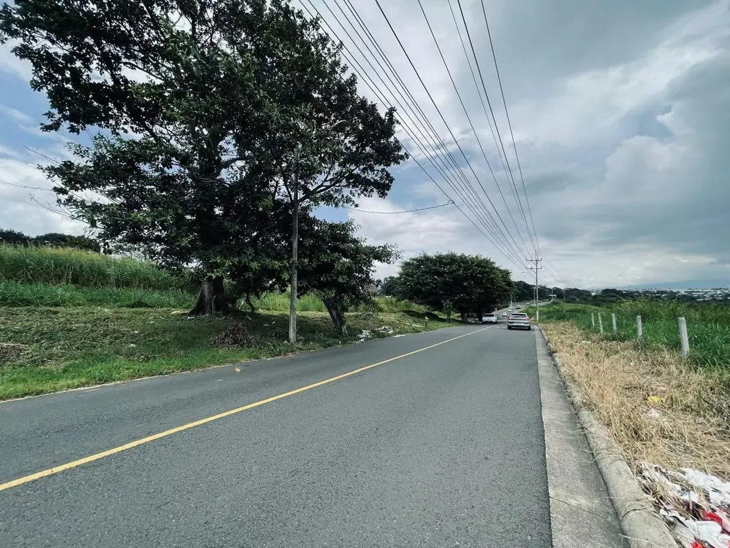 Venta de terrenos Uso Mixto por Nuevo Hospital, Heredia
