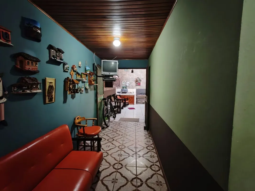 Looking for a cozy house in a safe, quiet residential area with an excellent location? This gem in Santa Lucía de Heredia, with 200 ... — photo 3