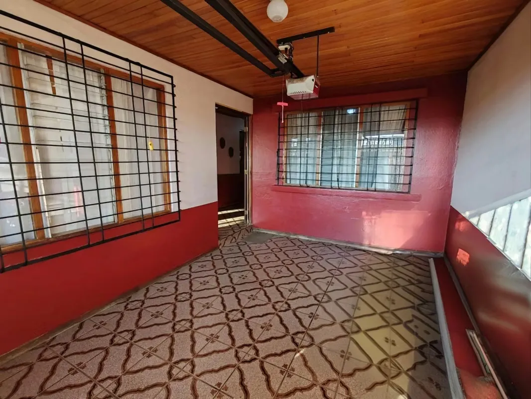Looking for a cozy house in a safe, quiet residential area with an excellent location? This gem in Santa Lucía de Heredia, with 200 ... — photo 4
