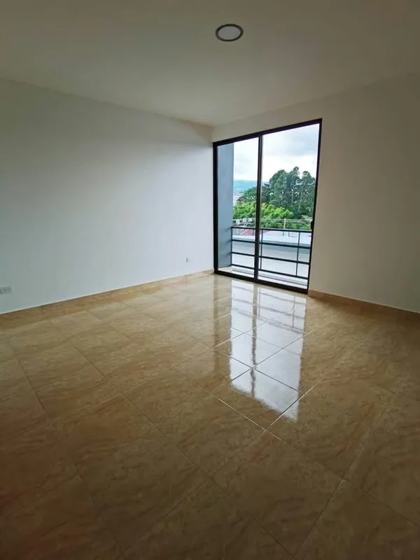 GUADALUPE, GOICOECHEA CONDOMINIO THE HIGH OPPORTUNITY! Modern house with fine finishes COD RT10 located in a safe, quiet area with excellent access to shops, services and public ... — photo 5