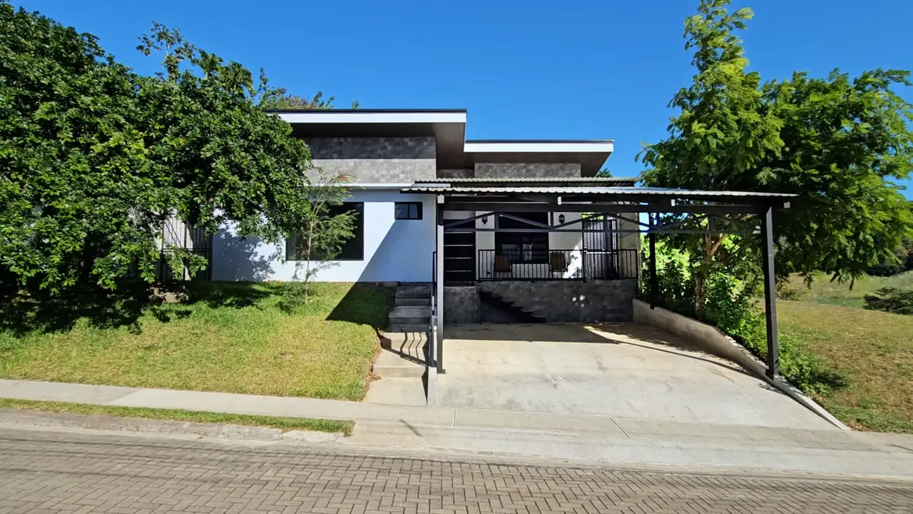 Sale of New House in Greece 300m from Zona Franca Evolution -4