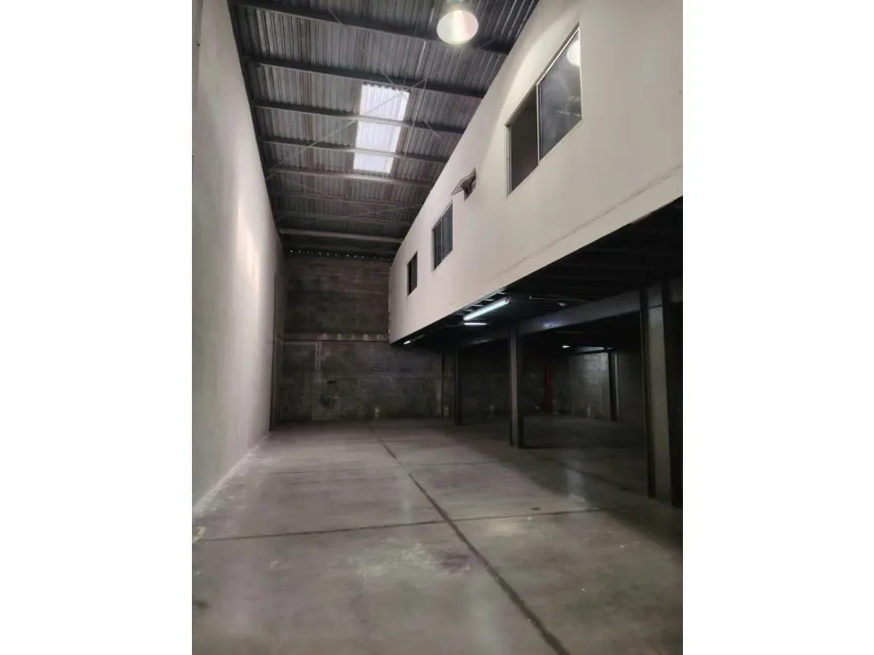 Bodegas en Alquiler en La Uruca de San Jose,Uso Comercial,PJG9943450 — photo 2