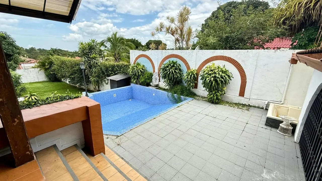 Venta de Casa Belén, Ciudad Cariari- Con Piscina-Confort y lujo ¡REBAJADA!