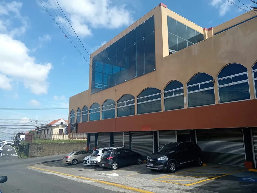 MA Asesoría vende Edificio Comercial en el centro de Barva, Heredia
