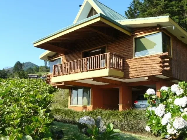 MA Asesorías Vende espectacular finca de recreo en comunidad privada vigilada, ubicada en Barva de Heredia.