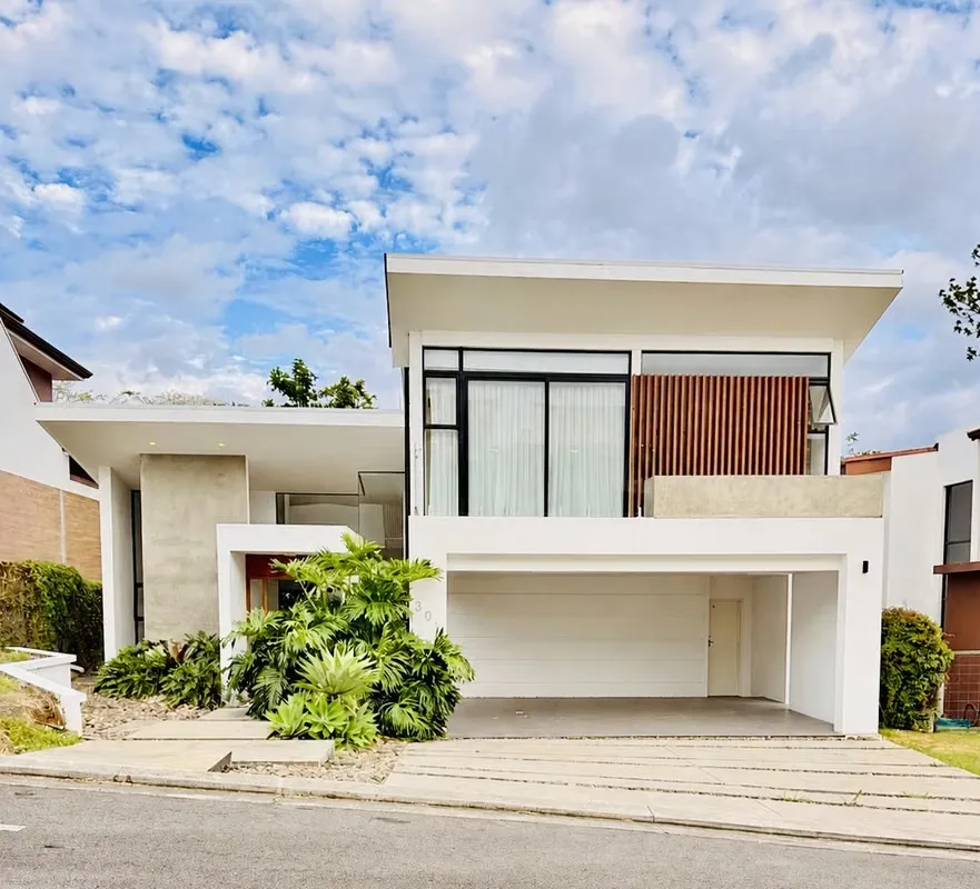Casa en Alquiler | Condominio Francosta, Ulloa de Heredia.