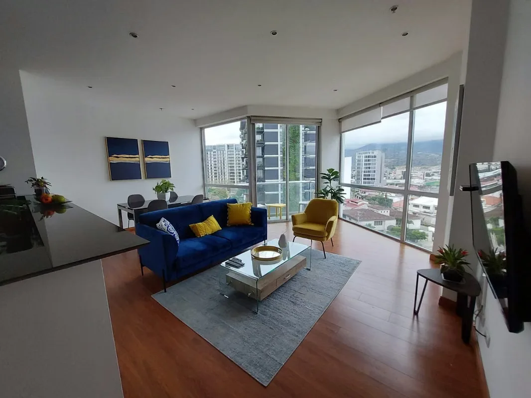 Bello apartamento en piso siete, con vista hacia el Sur, esta situado en el mejor punto y mas buscado de San Jose, en plena Nunciatura ,con una excelente vista, frente al parque y ... — photo 4
