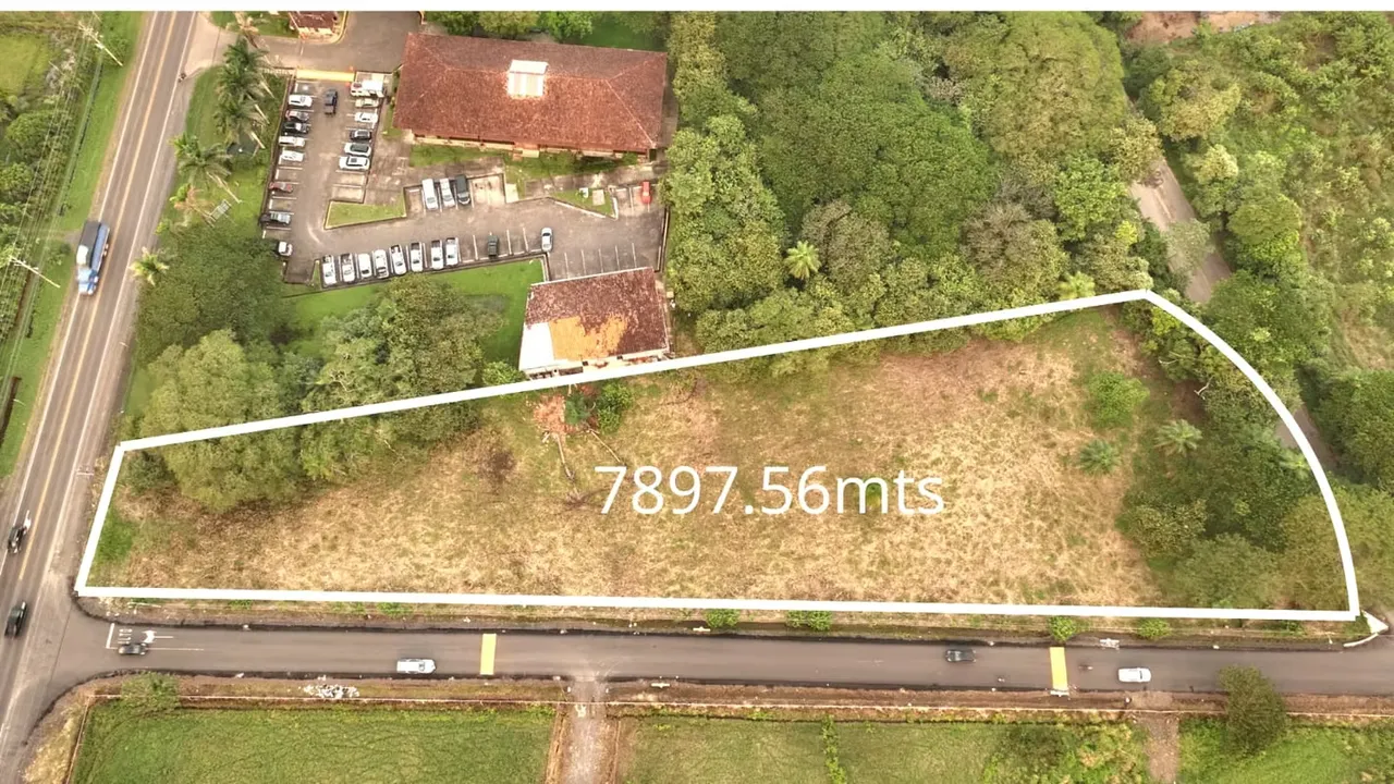 Oportunidad Única de Inversión en Liberia – Terreno Premium de Uso Mixto