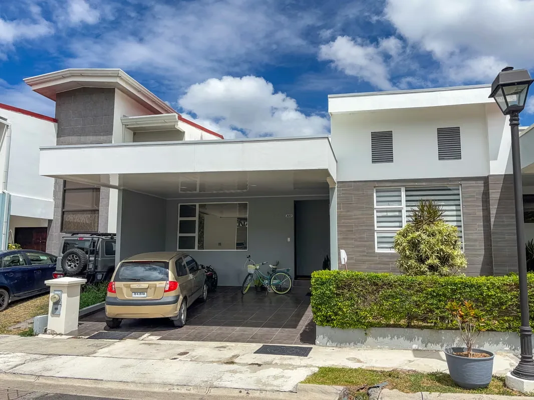 House for Sale in Condominium in Curridabat – One Floor