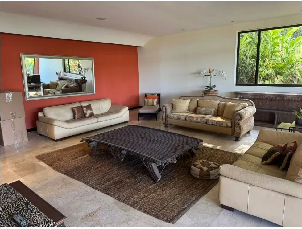 Exclusive residence located in Eco Residencial Villa Real, featuring spacious areas, excellent layout, and spectacular sunset ...