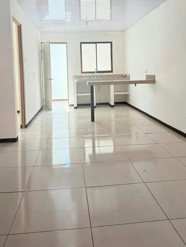 Casa de un piso remodelada en Condominio Gabriela en La Aurora de Heredia.