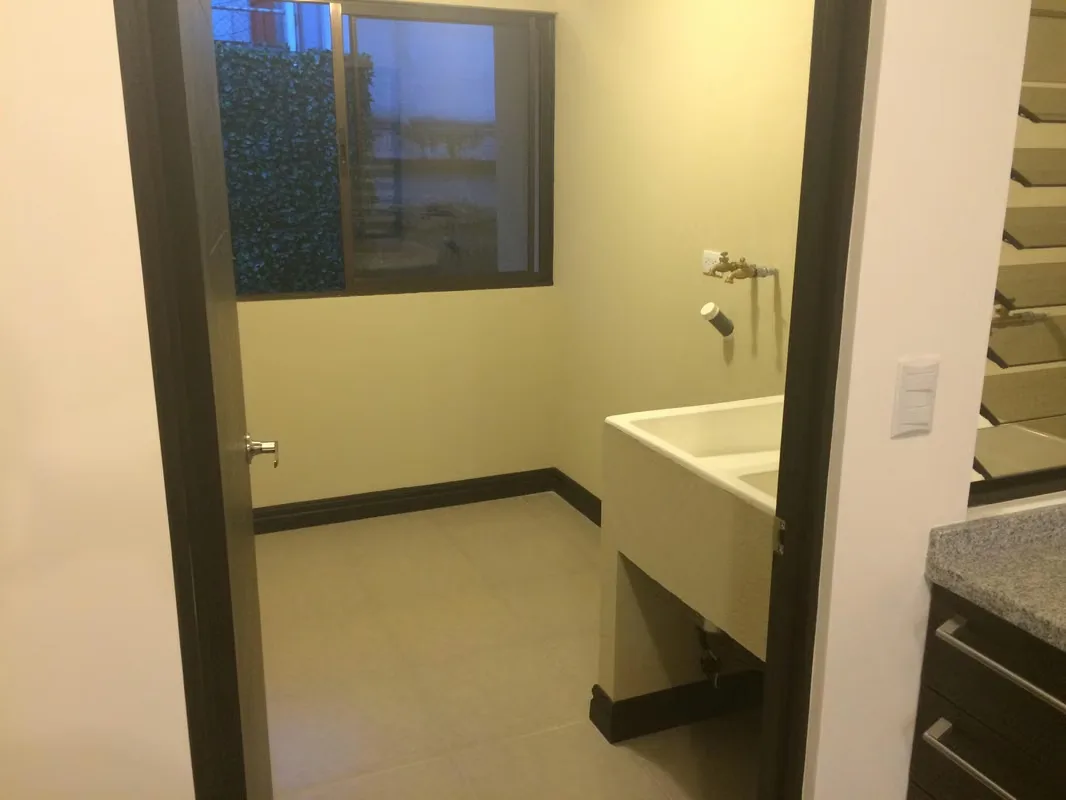 House for sale in San Rafael de Montes de oca ID 26403 KE — photo 2