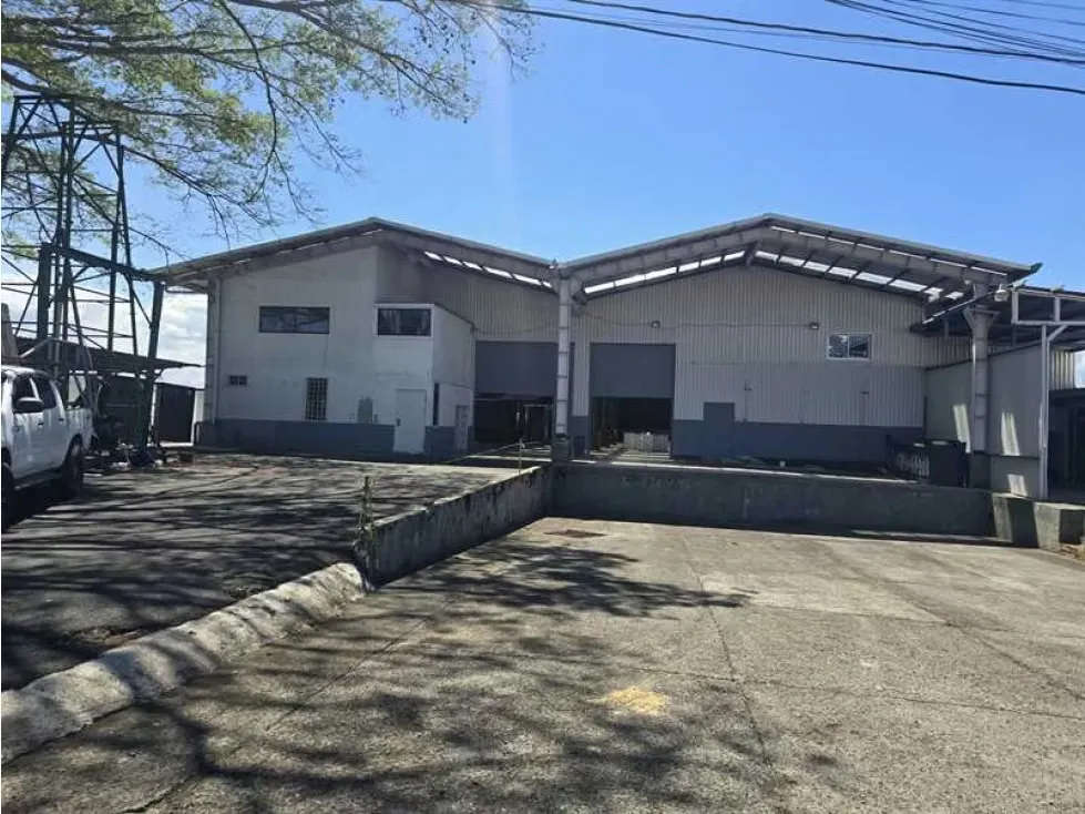 Bodegas en venta en Alajuela, uso industrial, 2.5PDC9934805