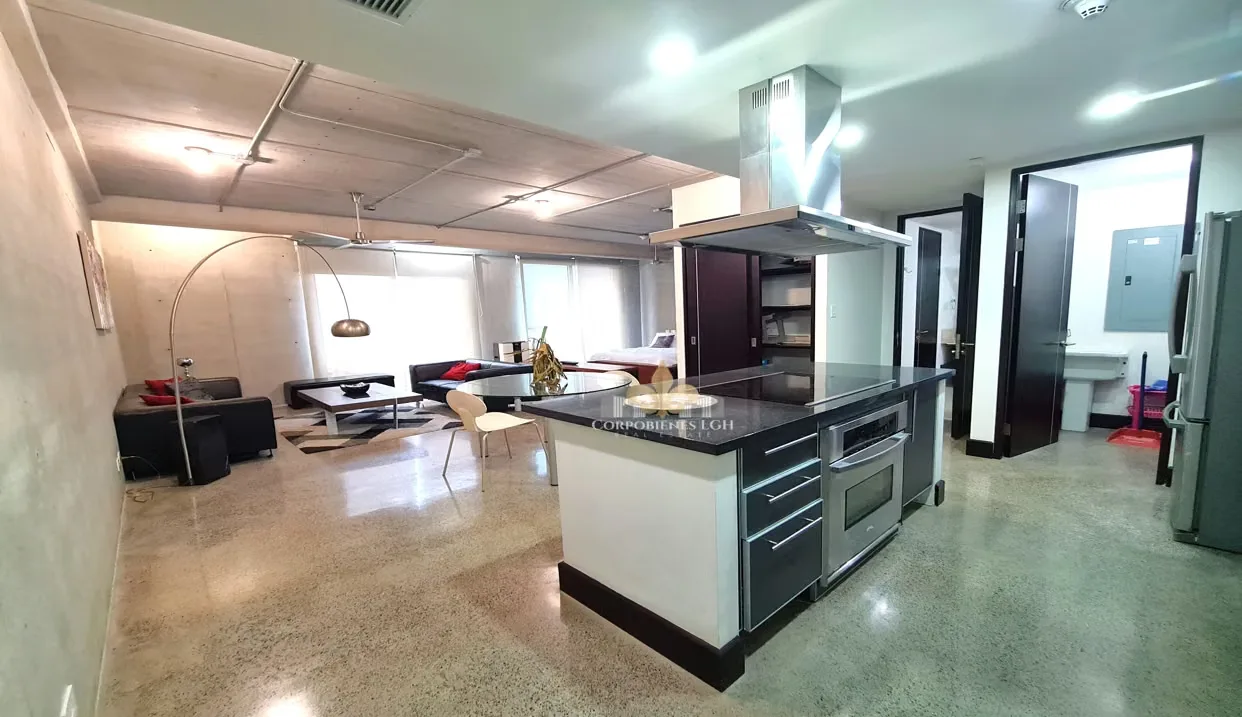 Located in the best area of Escazú, Trejos Montealegre, just 1 minute from Runway 27, where we can travel to the beaches in just 1 hour or to the center of the city, where the main ...