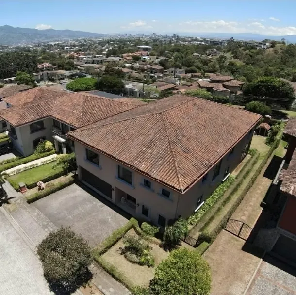Casa en condominio en venta en Curridabat 26452