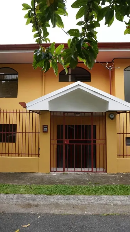 SE VENDE CASA EN SAN RAFAEL DE MONTES DE OCA — photo 2