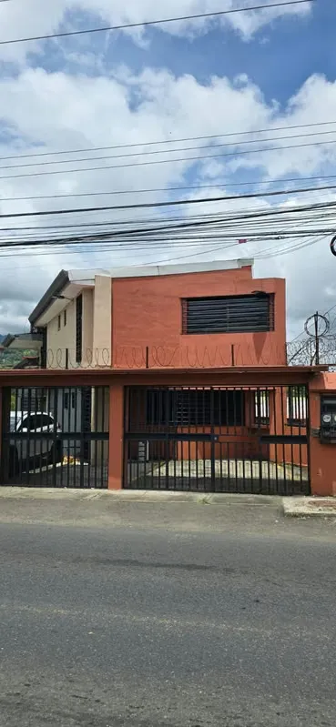 INVESTMENT PROPERTY FOR SALE WITH 6 APARTMENTS IN SAN RAFAEL ARRIBA, DESAMPARADOS*