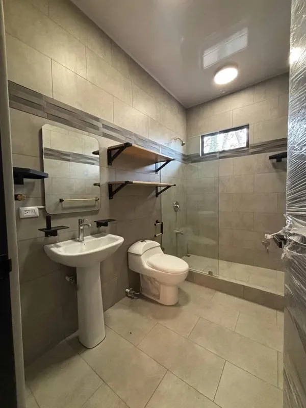 Alquiler apartamento en Escazu por antiguo country day