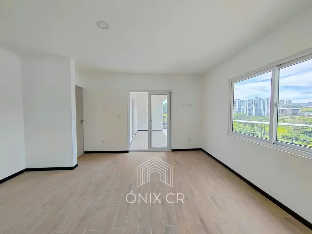 Sale New Apartment in Uruca Close to La Sabana 3 Rooms