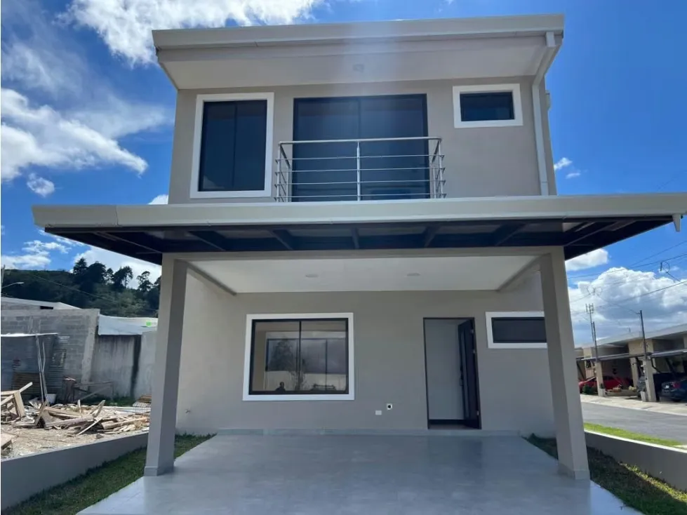 Venta de casa en Cartago. Por Walmart Los Ángeles
